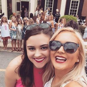 Meet your Posher, Katie beth